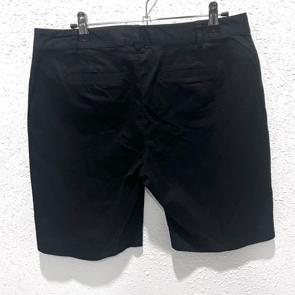 MICHAEL Michael Kors Black Bermuda Shorts 9” inseam with Tailored Fit size 4 - Picture 4 of 7
